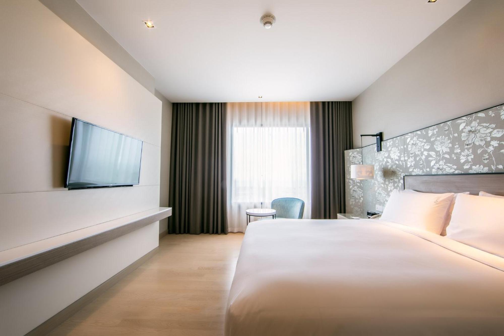 Holiday Inn & Suites Rayong City Centre By Ihg Exterior foto