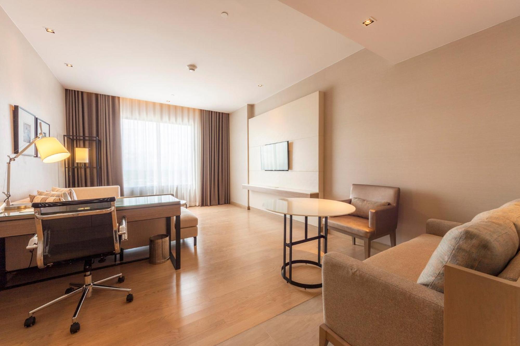 Holiday Inn & Suites Rayong City Centre By Ihg Exterior foto