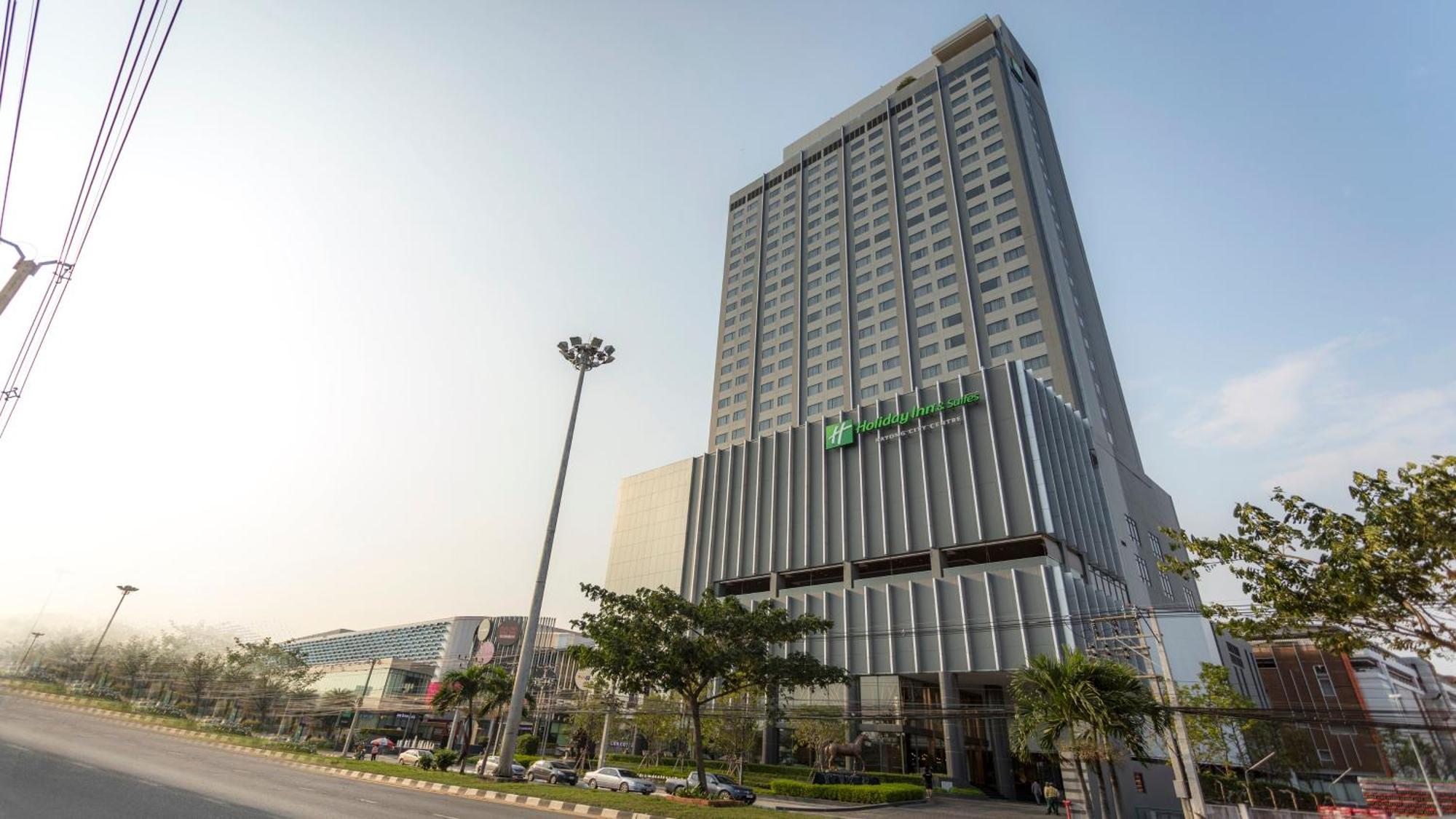 Holiday Inn & Suites Rayong City Centre By Ihg Exterior foto