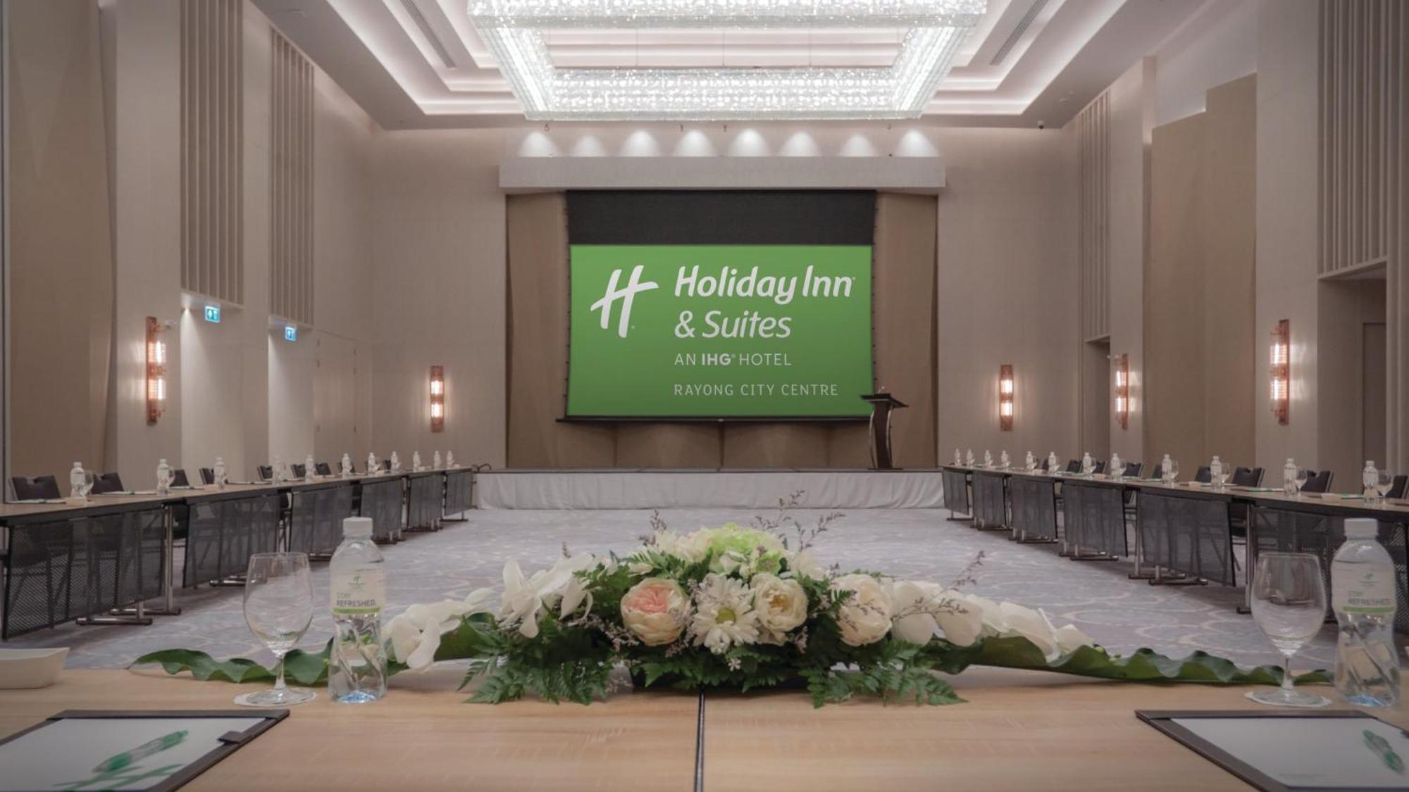 Holiday Inn & Suites Rayong City Centre By Ihg Exterior foto