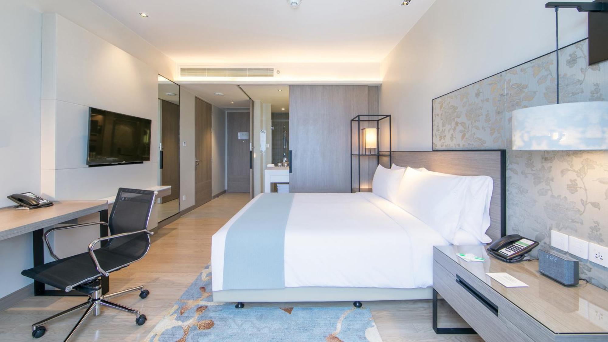 Holiday Inn & Suites Rayong City Centre By Ihg Exterior foto
