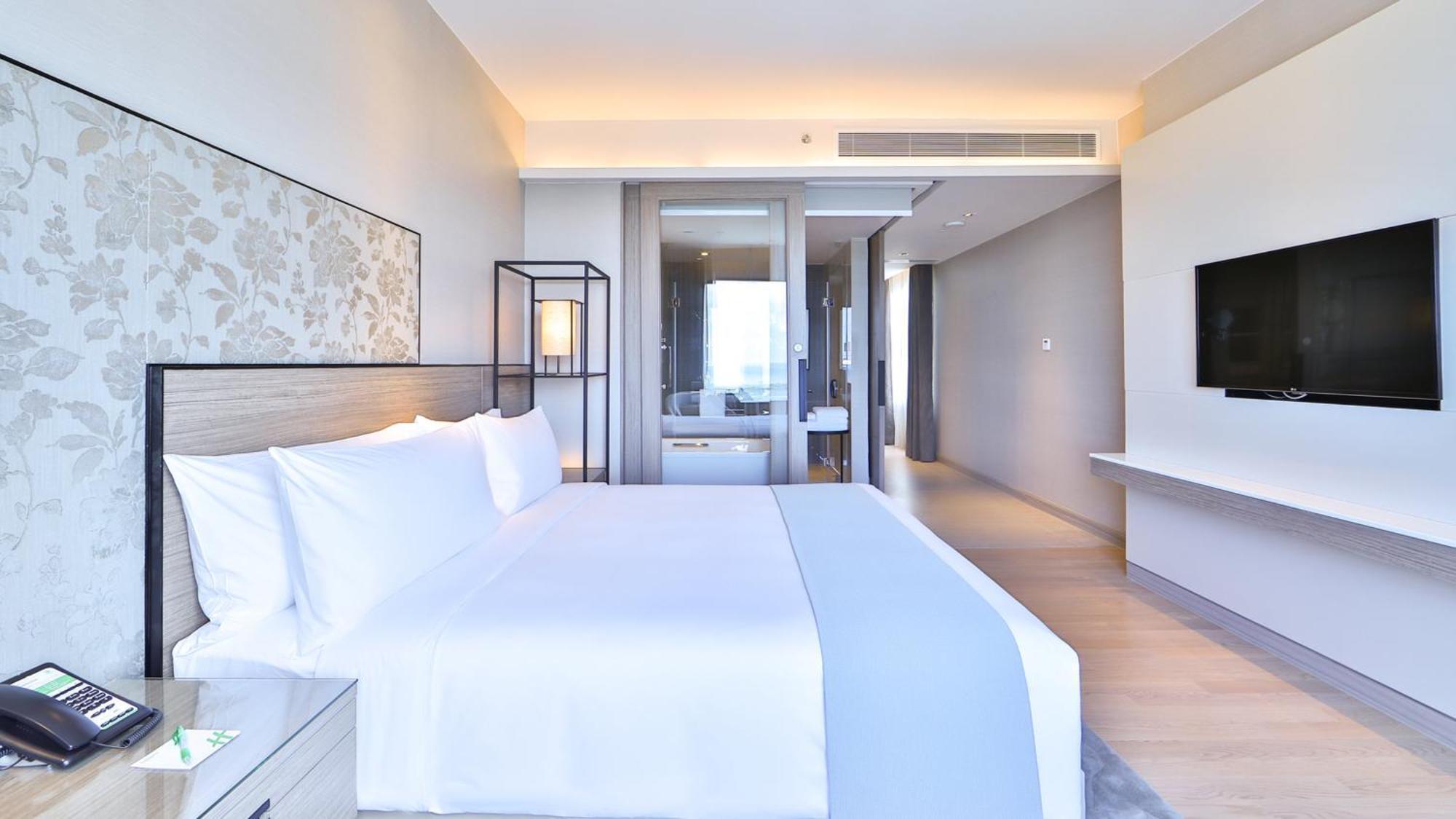 Holiday Inn & Suites Rayong City Centre By Ihg Exterior foto